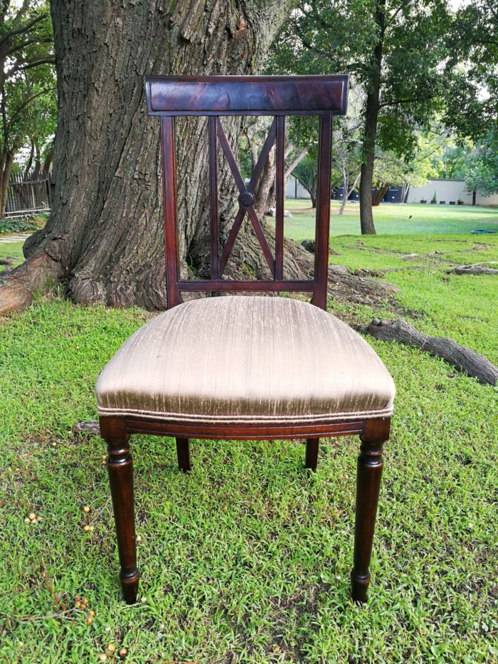 A Set Of Twelve George III Style Mahogany Dining Chairs Comprising Of Ten Chairs And Two Carvers - Image 8