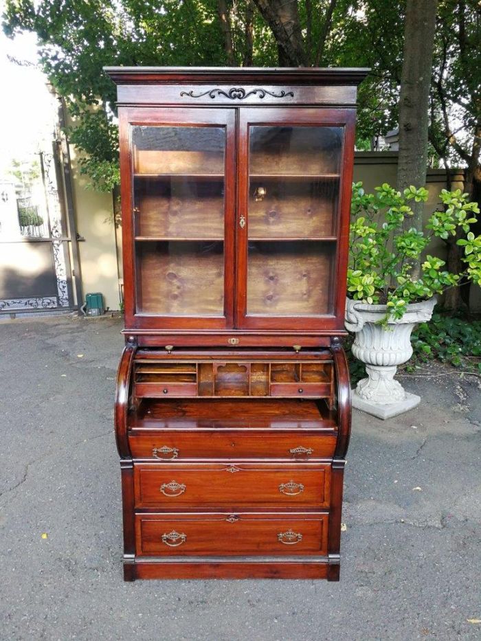 Victorian Mahogany Cylinder Top Secretaire Bookcase - Image 6