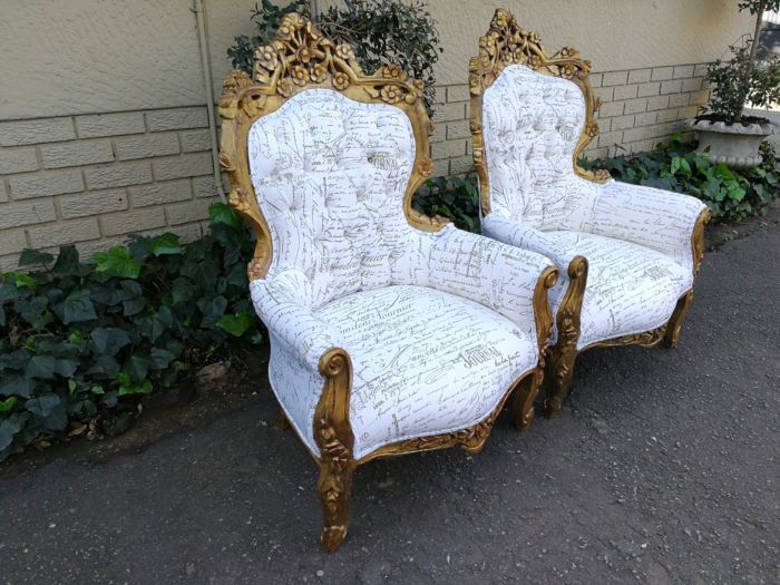 A Pair Of French Baroque Ornately Carved Gilded Arm Chairs Upholstered in an Exclusive and Custom-made Hand Printed Imported Linen for The Crown Collection - Image 5