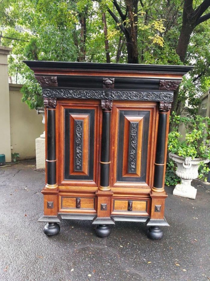 A 19th Century Dutch Heavily Carved Oak and Ebony Kussingkast / Cupboard on Bun Feet  (Useful for TV or pillows and duvets) - Image 2
