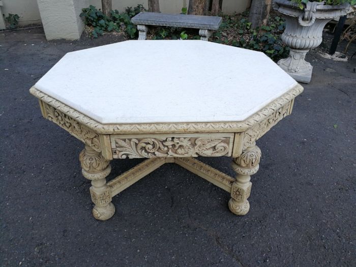 19th Century carved oak octagonal table with five drawers on bun feet - Image 4