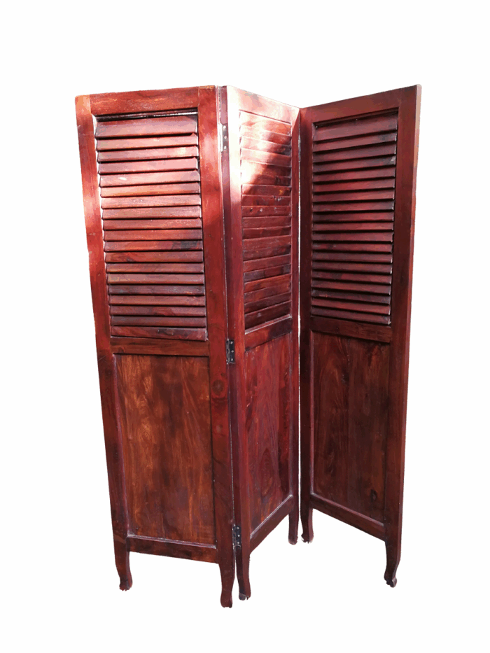 A 20th century Mahogany three-panel folding floor screen, with adjustable louvered panels
