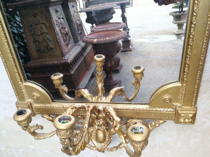 A gilded girandole mirror - Image 4