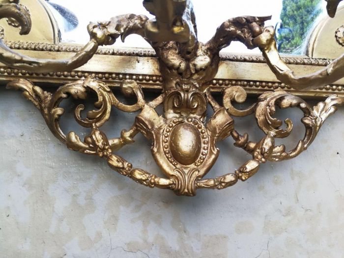 A gilded girandole mirror - Image 6