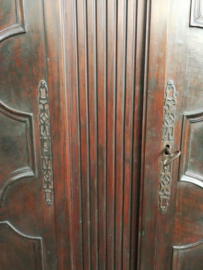 An 18th Century/early 19th Century French Walnut Dauphinoise armoire from the North of Lyon which has both Louis XV and Louis XVI elements - Image 8