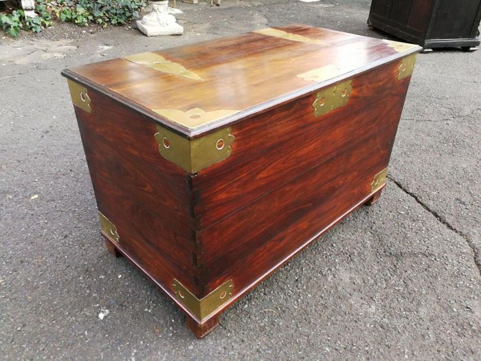 Cape Stinkwood chest, 20th century ND - Image 3