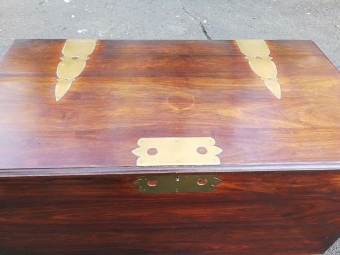 Cape Stinkwood chest, 20th century ND - Image 4