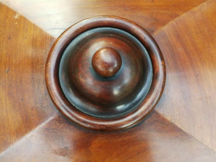 Victorian mahogany cellaret, BADA stamp, lead-lined interior fitted with open compartments for six bottles - Image 8