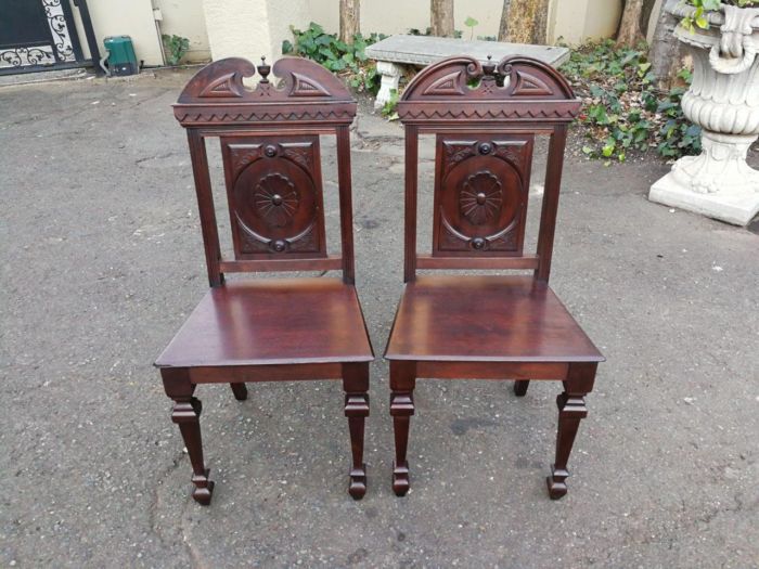 A Pair Of Victorian Mahogany Hall Chairs - Image 2