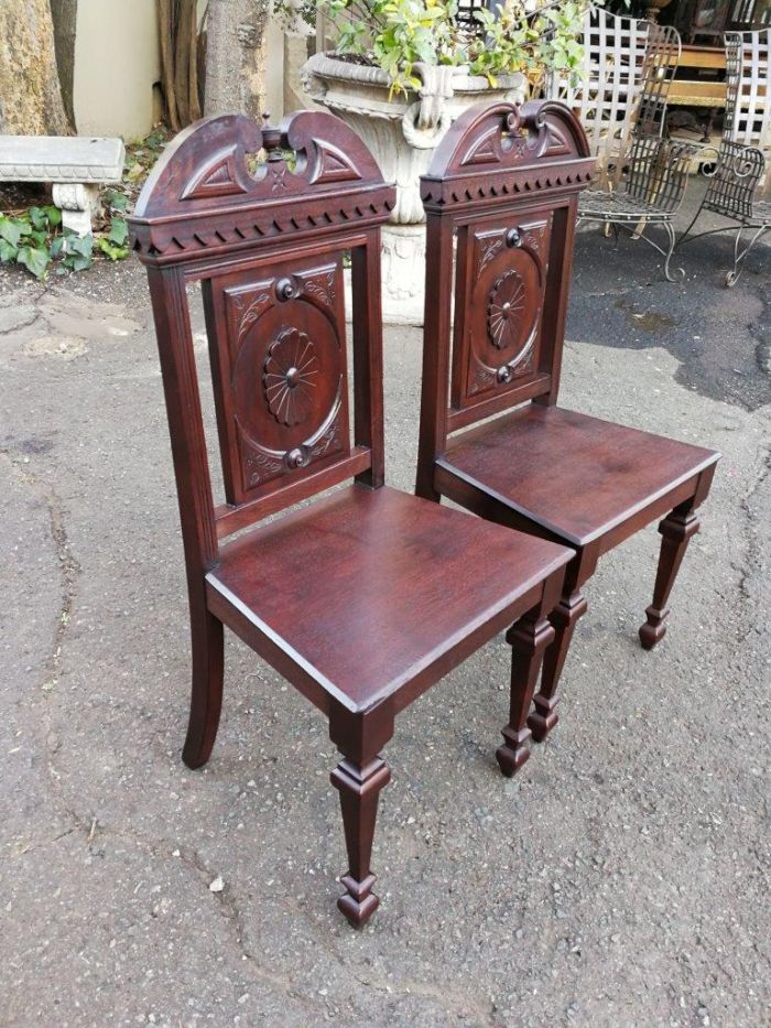 A Pair Of Victorian Mahogany Hall Chairs - Image 3