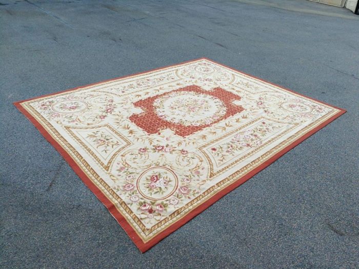 A French Style Aubusson Carpet - Image 4