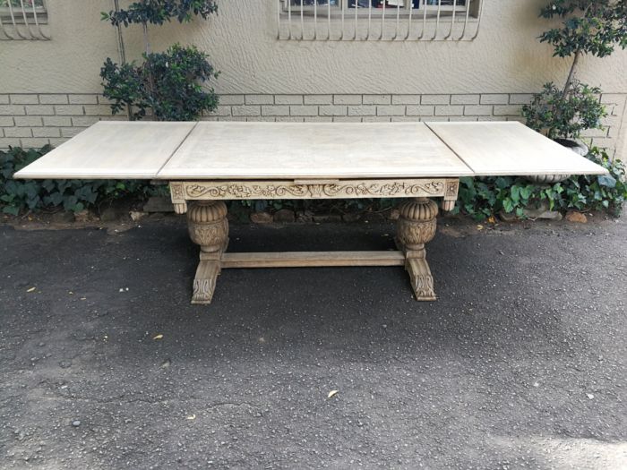 A 20TH Century Carved Dutch Oak Extension Dining / Entrance Table in a Contemporary Bleached Finish  (8 Seater) - Image 3