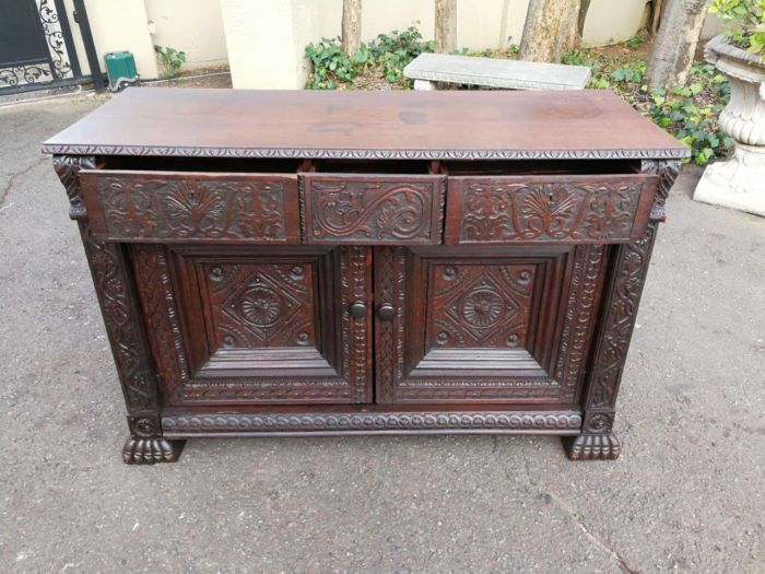 An Antique 19th Century Gothic Revival Carved Oak Drinks Table / Server with Cream Marble - Image 9
