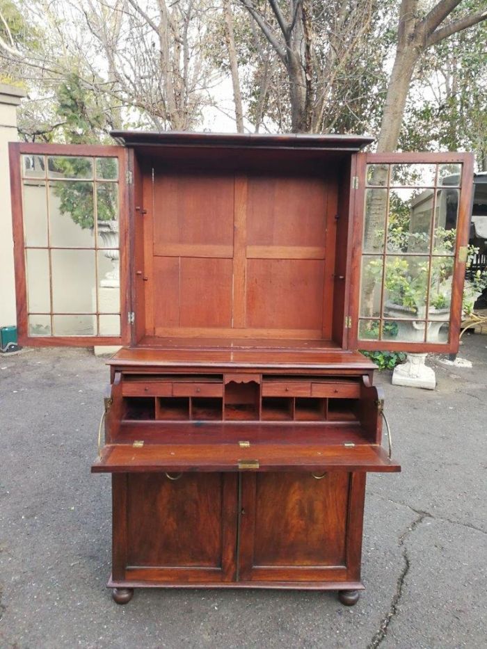 A Circa 1820 Regency Mahogany Secretaire/Bookcase With Glazed Cottage Pane Doors - Image 6