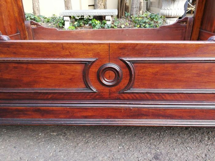 A Carved Mahogany Lit-Bateau - Image 9