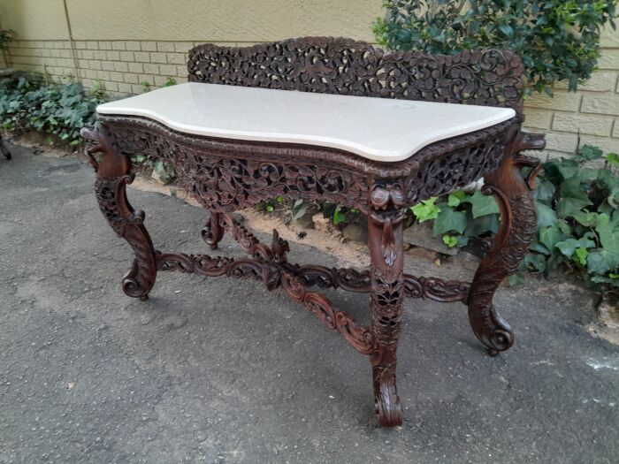 A Rare Circa 1895 Anglo Indian Rosewood Console Table / Server / Table - Image 3