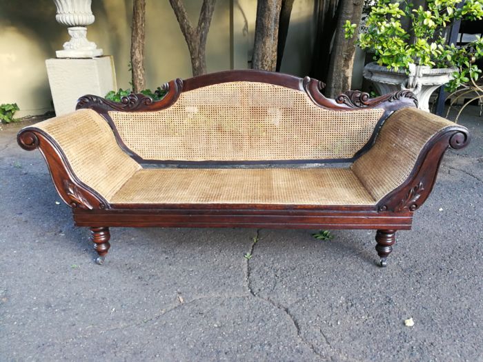 An Antique Victorian Carved Mahogany and Rattan Settee On Castors with Hessian Cushions and Bolsters - Image 8