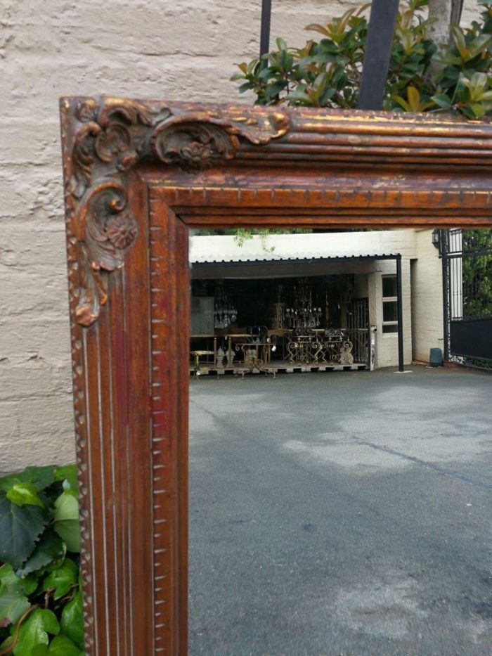 A vintage wooden gilded mirror - Image 4