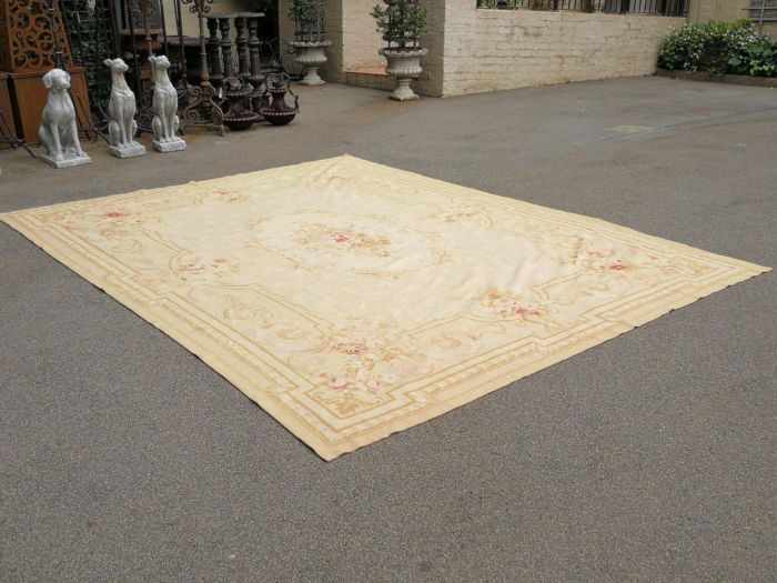 A Handmade And Large Sized French Aubusson Carpet / Rug - Image 4