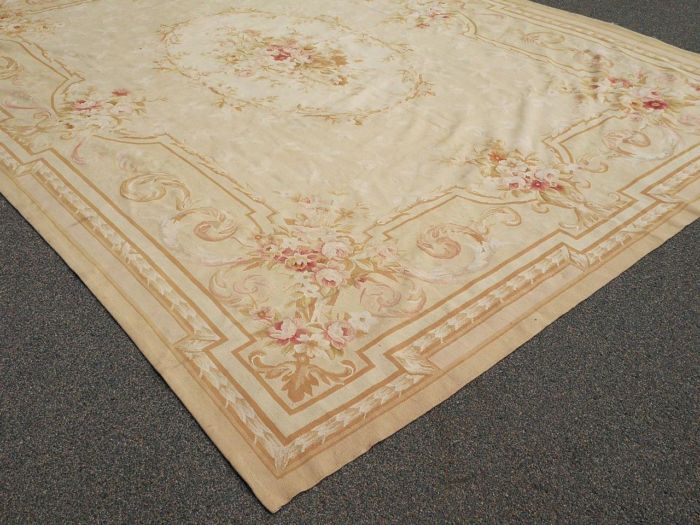A Handmade And Large Sized French Aubusson Carpet / Rug - Image 5