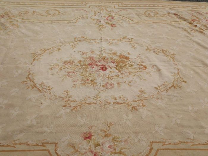 A Handmade And Large Sized French Aubusson Carpet / Rug - Image 7