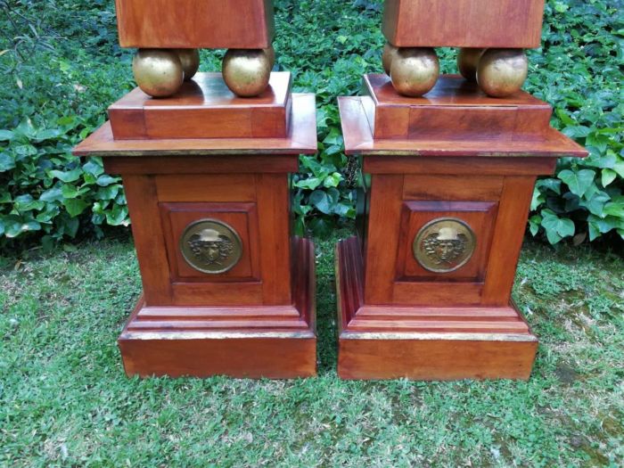 A Circa 1920 Pair Of Tall Mahogany Obelisks With Brass Detail - Image 4