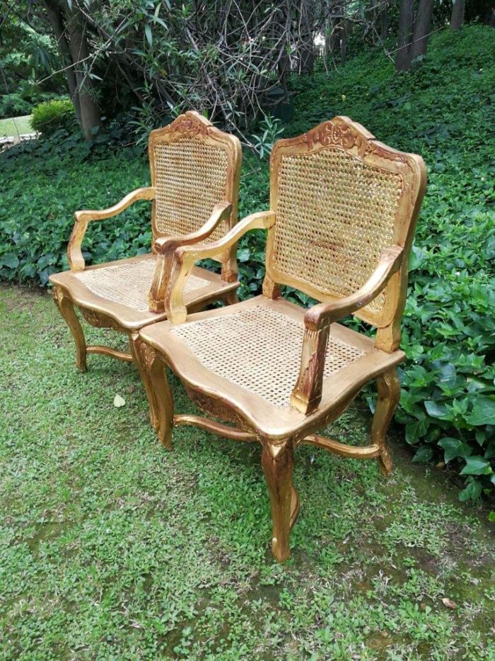 A Pair of 20th Century Hand-Gilded with Gold Leaf Rattan Armchairs - Image 4