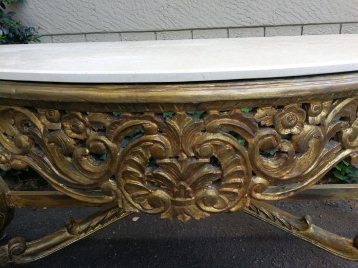 An Ornate Carved Wooden Table - Image 7