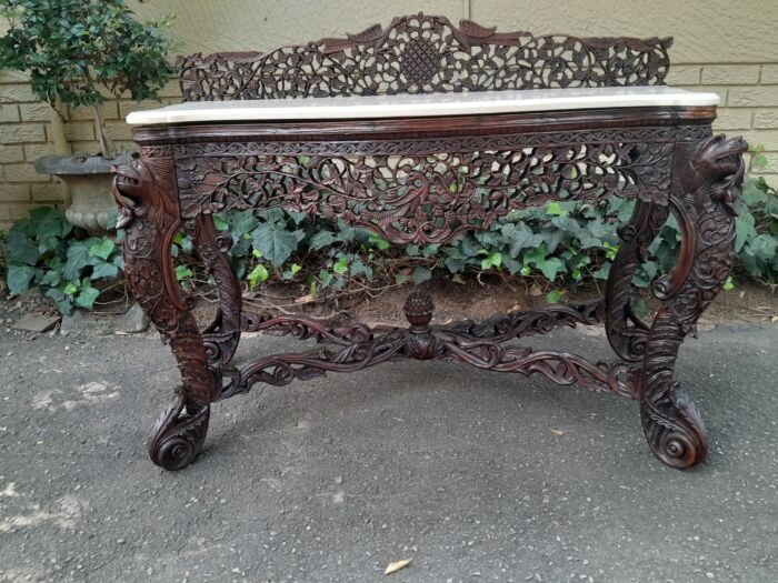 A 19th Century Anglo-Indian Carved Rosewood Serpentine Console Table With Marble Top - Image 2