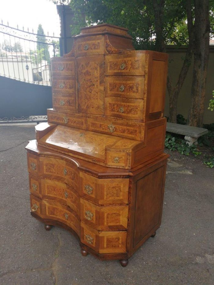 An 18th Century Rare Baroque Parquetry Burr Walnut Bureau Secretaire - Image 4