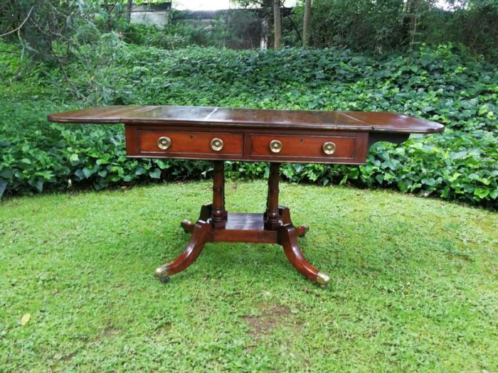 A Regency Mahogany Sofa Table On Brass Castors With Brass - Image 2