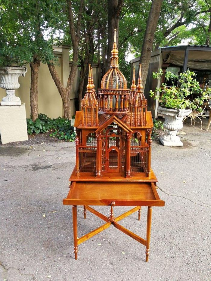 An Italian (Tuscany)  20th Century Carved Mahogany and Walnut Victorian Cathedral Style Birdcage on Stand Crafted ND - Image 4