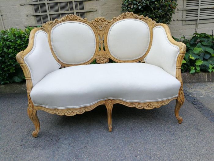 A French 20th Century Bleached / Stripped / Natural Walnut Bergére Settee and Pair of Armchairs - Image 5