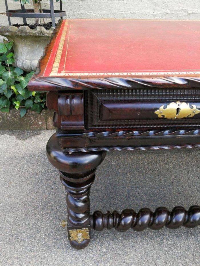 A 19th Century Portuguese Rosewood and Brass-mounted Writing Table With a Gilt-tooled Leather Writing Surface - Image 10