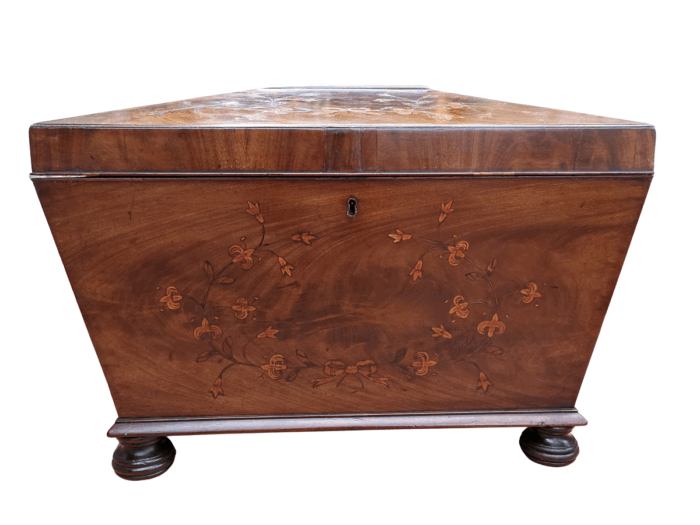 A Georgian Flamed Mahogany and Inlaid Cellarette