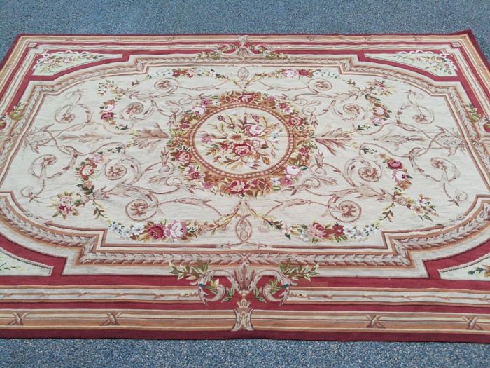 A French Aubusson-Style, 20th Century Carpet - Image 4