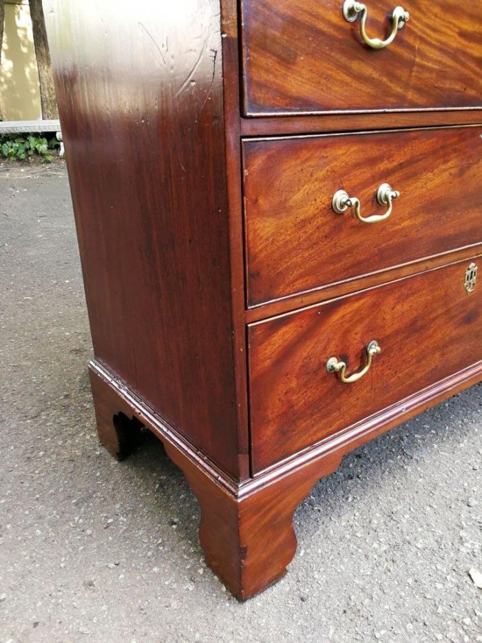 An Antique George III Mahogany Tallboy Chest - Provenance Sotheby’s London - Image 7