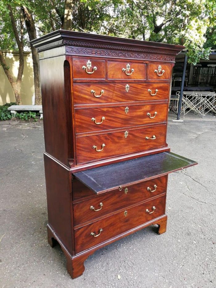 An Antique George III Mahogany Tallboy Chest - Provenance Sotheby’s London - Image 10