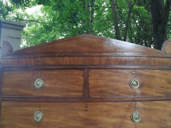A Victorian Circa 1880, Mahogany Bow-front Chest-on-chest With Original Brass Escutcheons and Handles - Image 6