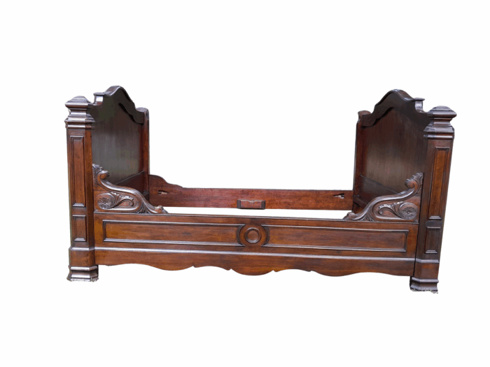 A French Mahogany Lit Bateau Daybed / Bed