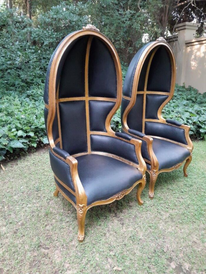 A 20th Century  Pair of Hand Gilded and Carved Wooden Dome Chairs - Image 3