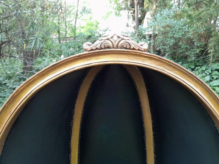 A 20th Century  Pair of Hand Gilded and Carved Wooden Dome Chairs - Image 7