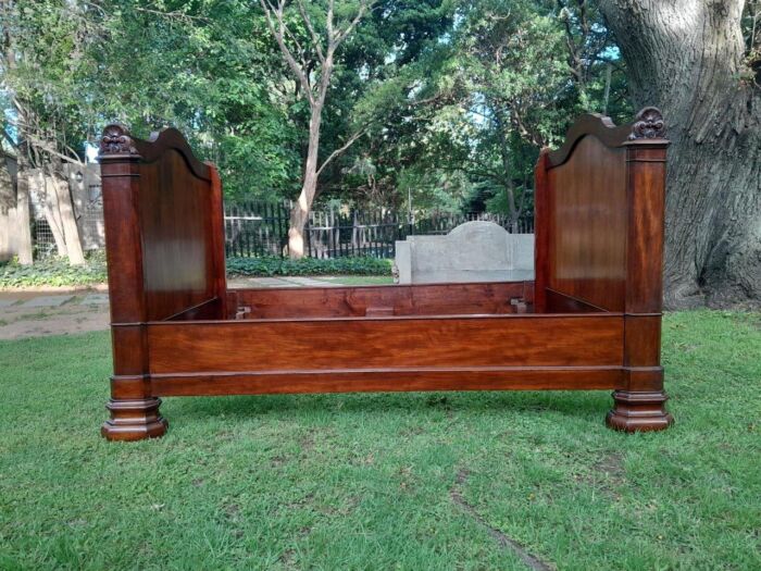 A Rare 19th Century French Mahogany Daybed  /  Lit Bateau - Image 2