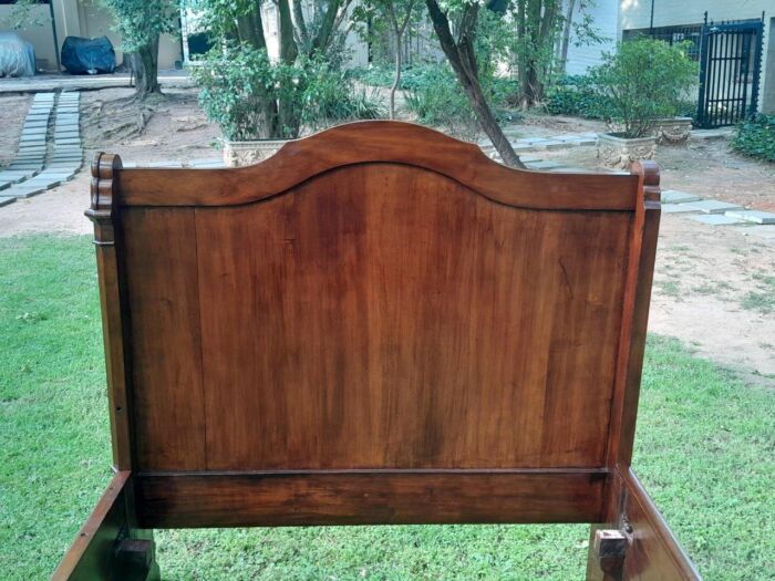 A Rare 19th Century French Mahogany Daybed  /  Lit Bateau - Image 13