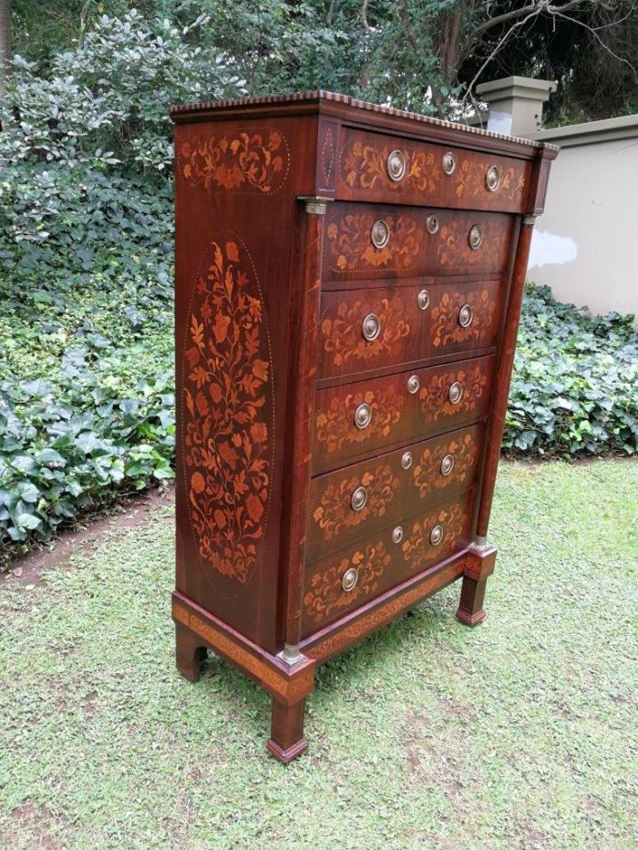 A Late 18th Century Circa 1790 Dutch  Walnut Marquetry Dutch Tallboy  Dutch Colonial Period Nd - Image 3