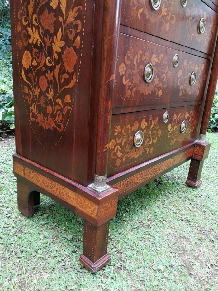 A Late 18th Century Circa 1790 Dutch  Walnut Marquetry Dutch Tallboy  Dutch Colonial Period Nd - Image 4