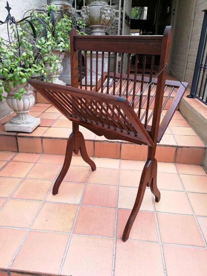 An Oak Wood Folio Stand (Used For Large Books, Maps, Art Or Documents) - Image 5