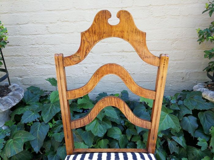 A Set Of Eight Carved Dining Chairs - Image 6