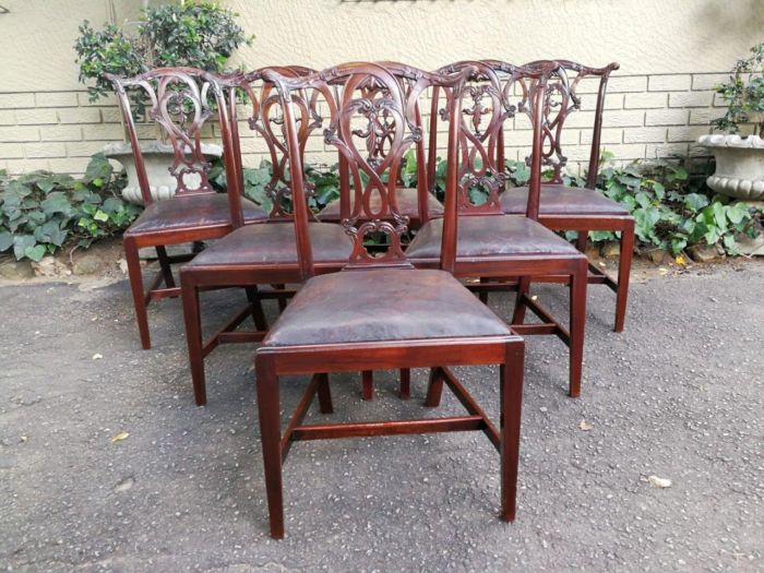 An English Set Of Six Early 20th Century (Circa 1924) Mahogany Chippendale Style Chairs - Image 2