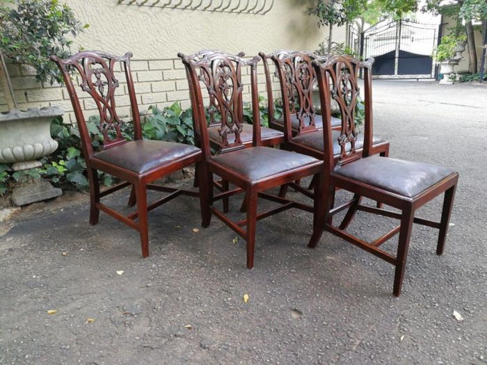 An English Set Of Six Early 20th Century (Circa 1924) Mahogany Chippendale Style Chairs - Image 5